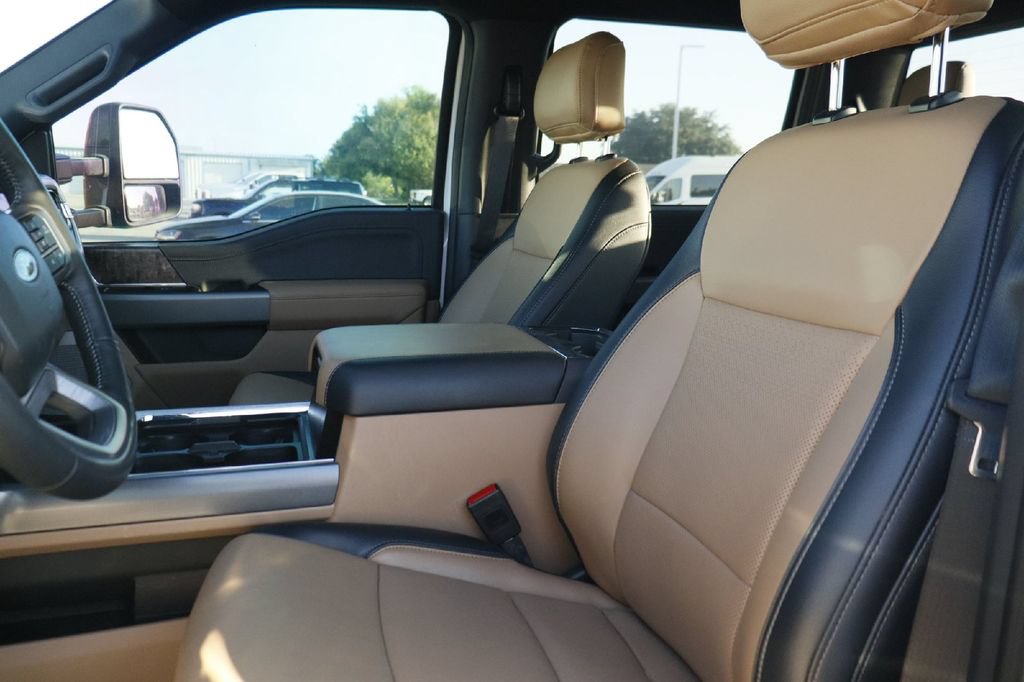 Used 2024 Ford F350 Lariat w/ Lariat Ultimate Package AWD/4WD image 11
