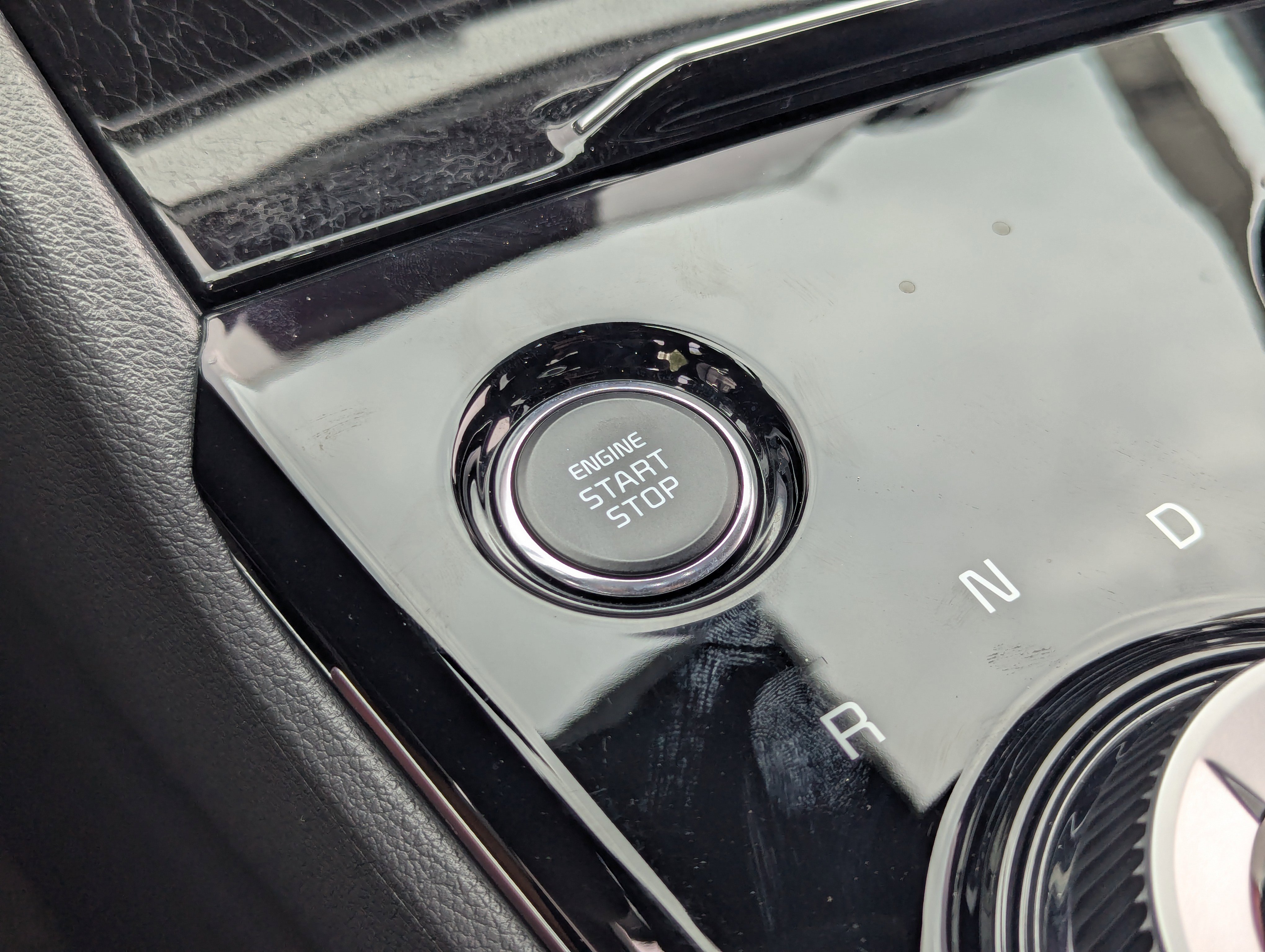 Certified 2025 Kia Sportage X-Line Prestige image 30