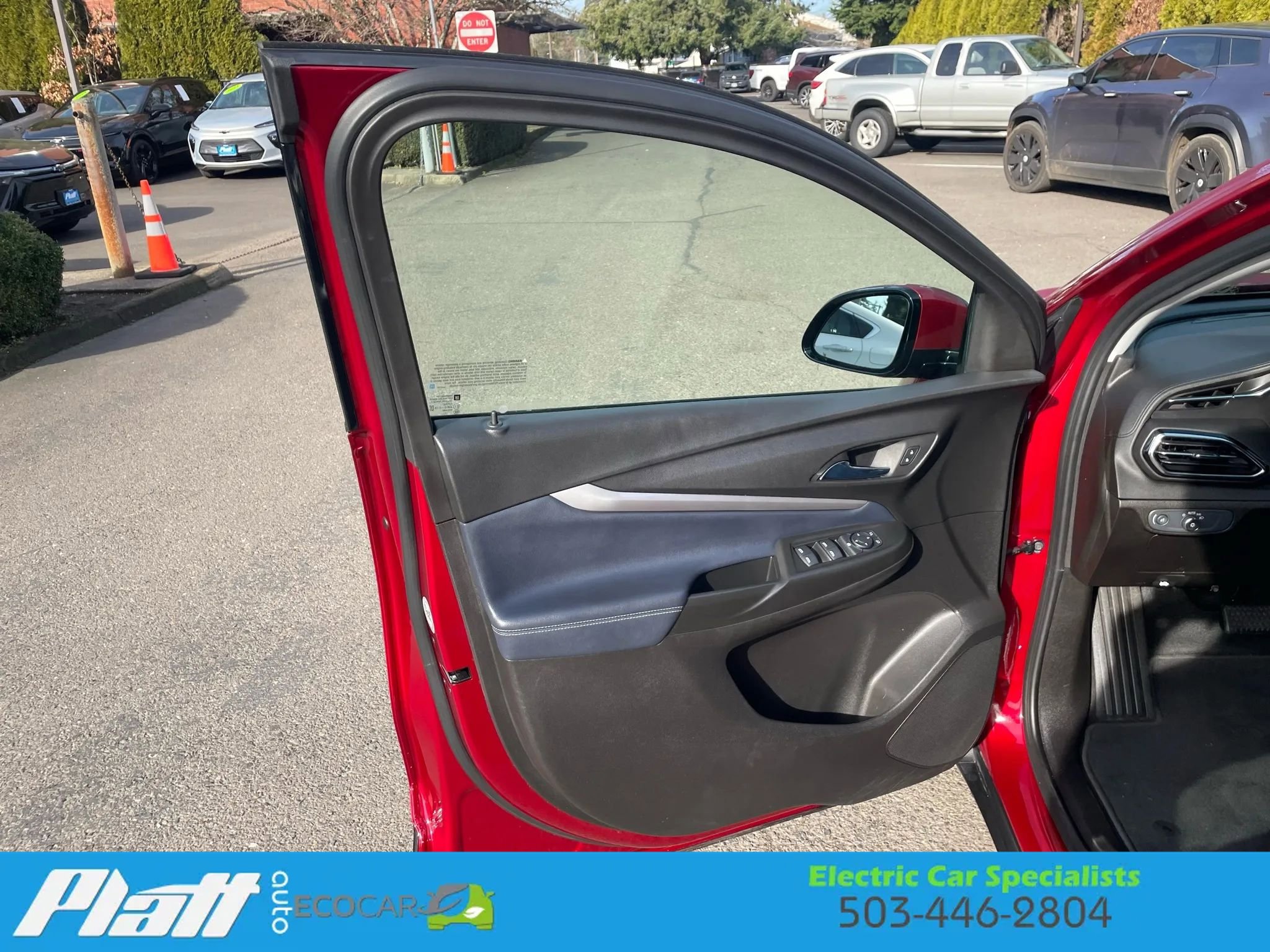 Used 2022 Chevrolet Bolt EUV LT w/ Convenience Package image 20