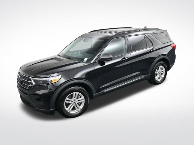 Used 2023 Ford Explorer XLT image 29