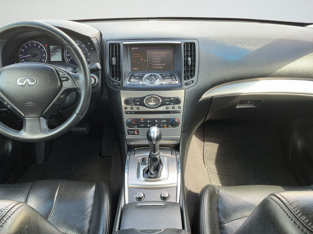 Used 2013 INFINITI G37 Journey RWD image 16