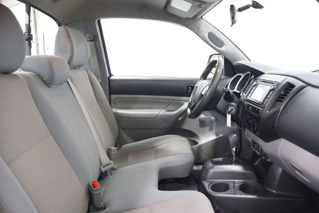 Used 2014 Toyota Tacoma 2WD Regular Cab image 21