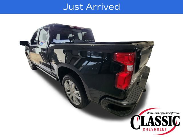 Used 2025 Chevrolet Silverado 1500 High Country w/ High Country Premium Package image 6