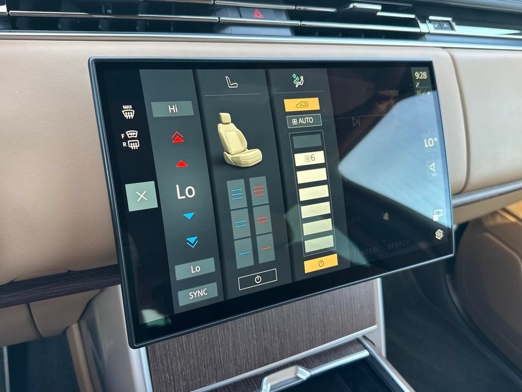 Certified 2024 Land Rover Range Rover SE AWD/4WD image 18