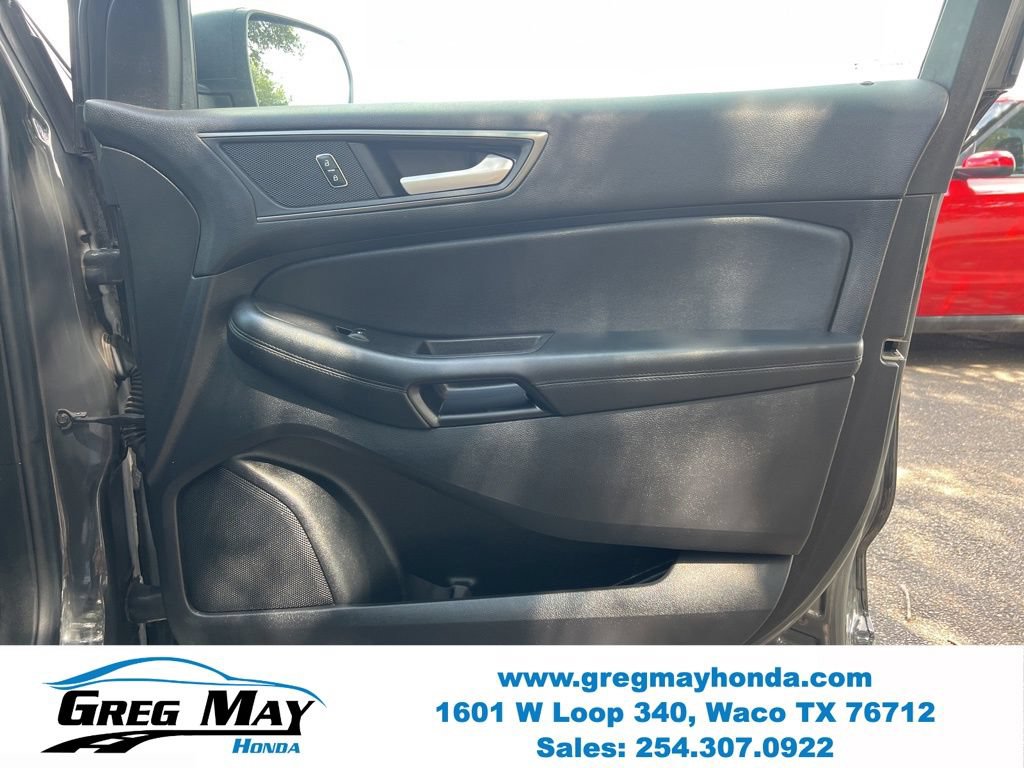 Used 2021 Ford Edge SE FWD image 11