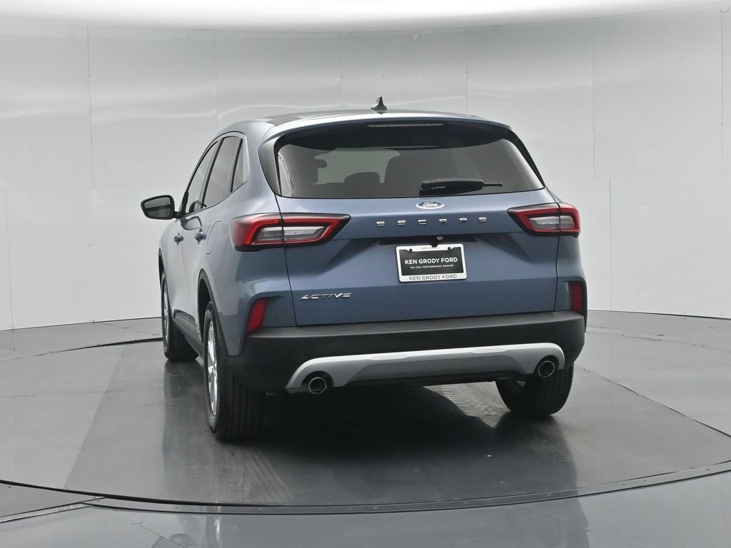 Certified 2023 Ford Escape Active FWD image 28
