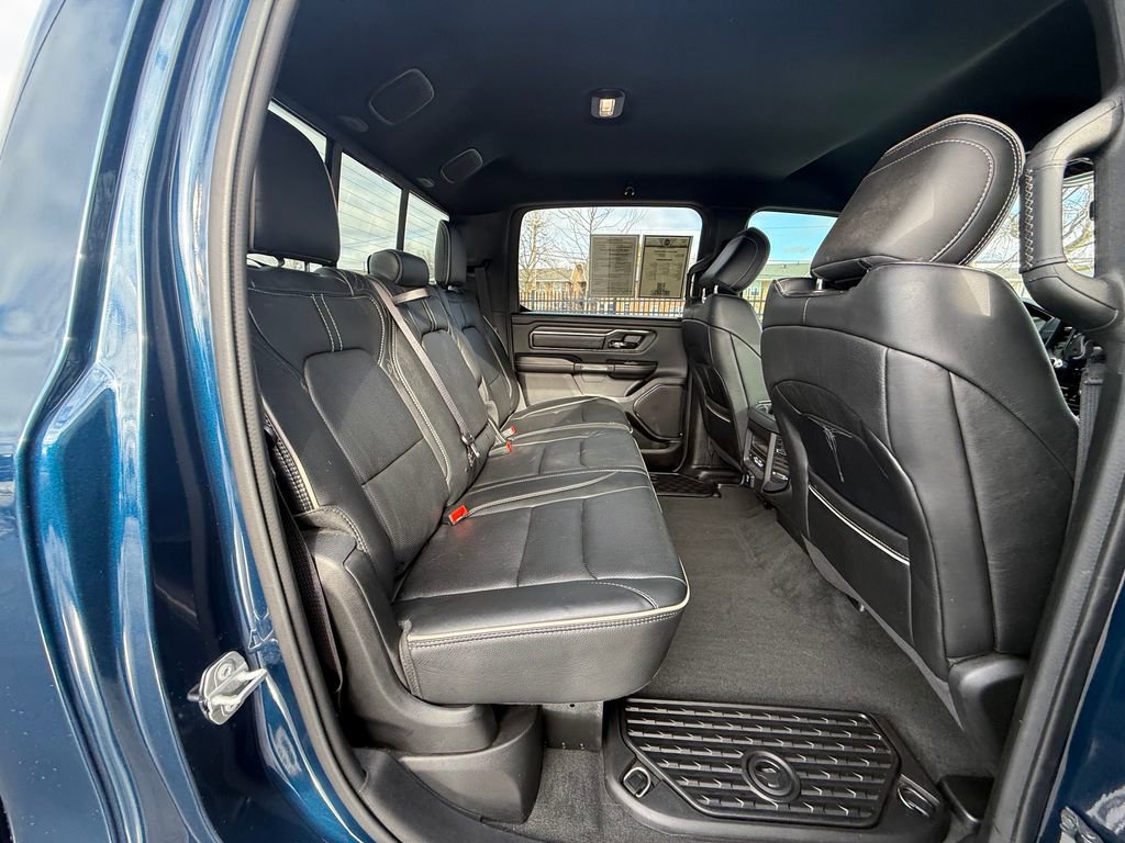 Used 2022 RAM 1500 Limited w/ Cold Weather Group AWD/4WD image 15