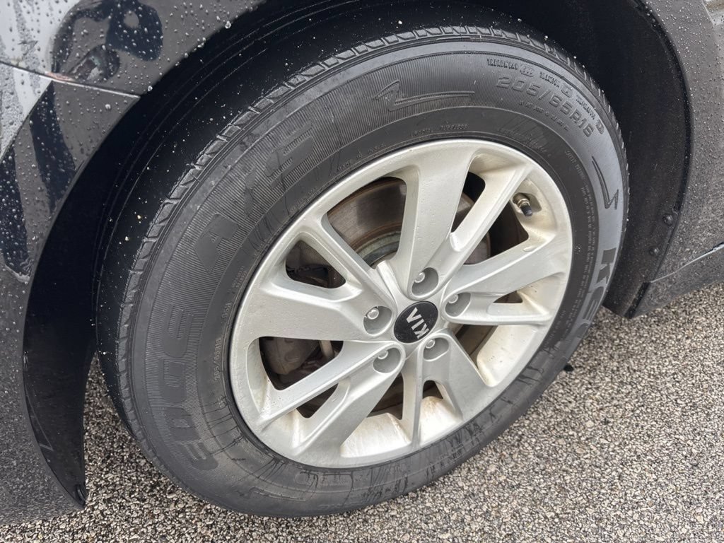 Used 2016 Kia Optima LX FWD image 5