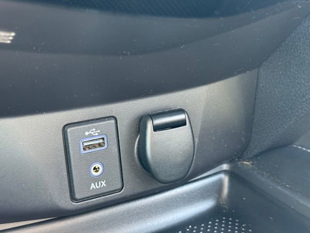 Used 2017 Nissan Rogue SL w/ SL Premium Package image 24