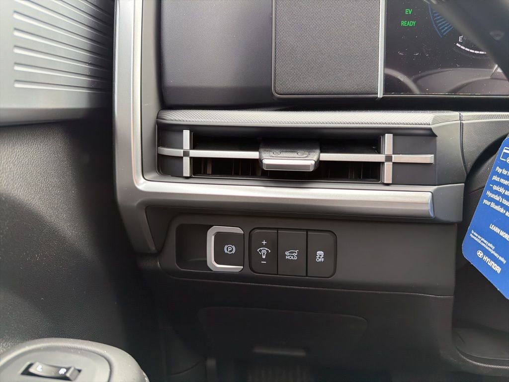 New 2026 Hyundai Santa Fe SEL image 35