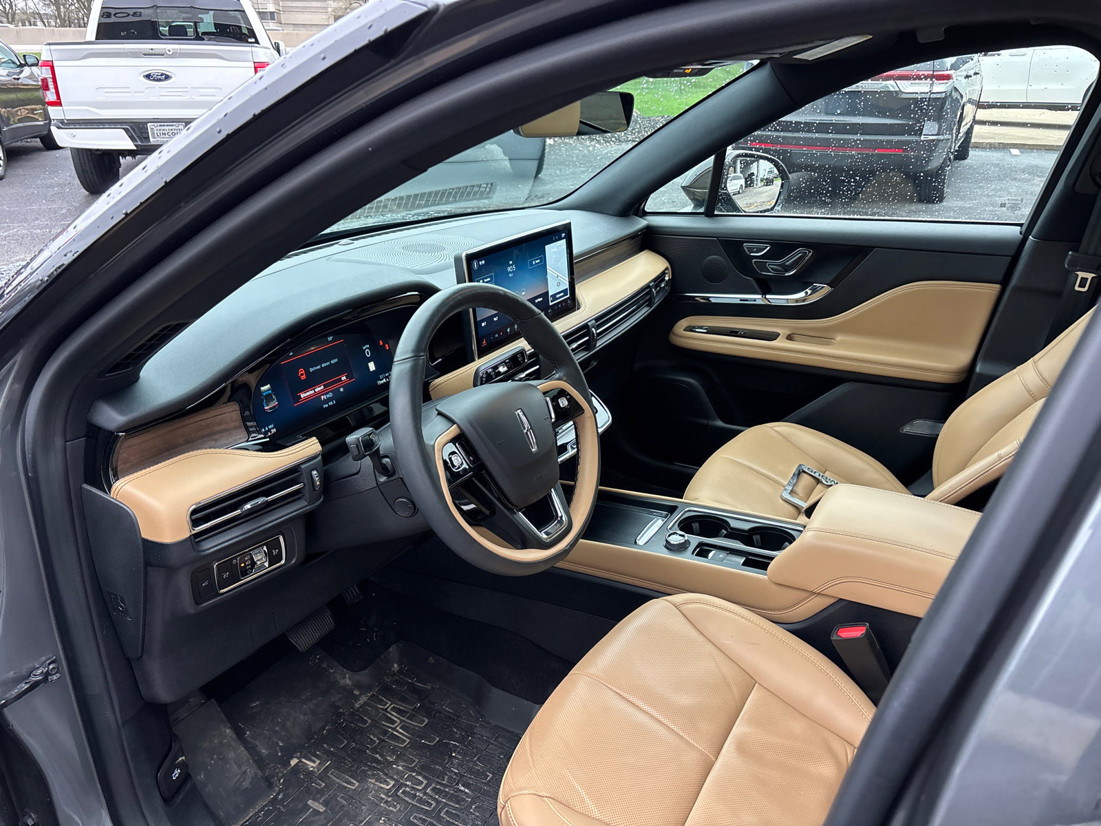 Certified 2023 Lincoln Corsair Reserve w/ Equipment Group 201A image 24