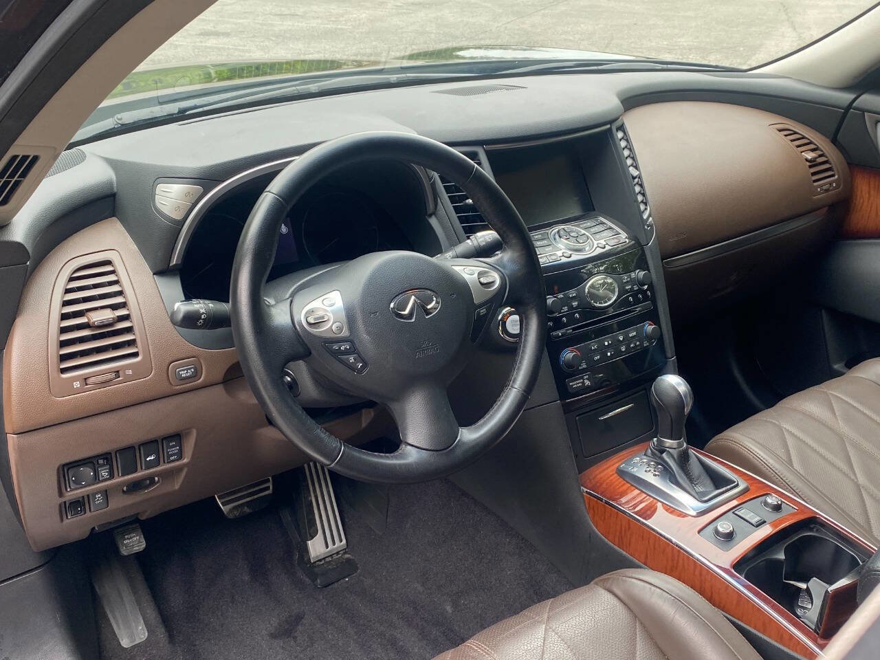 Used 2013 INFINITI FX37 2WD w/ Premium Pkg image 12