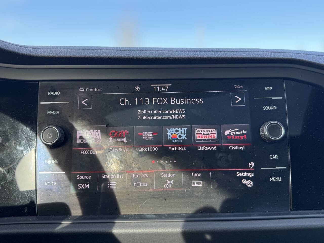 Used 2021 Volkswagen Jetta GLI Autobahn image 21