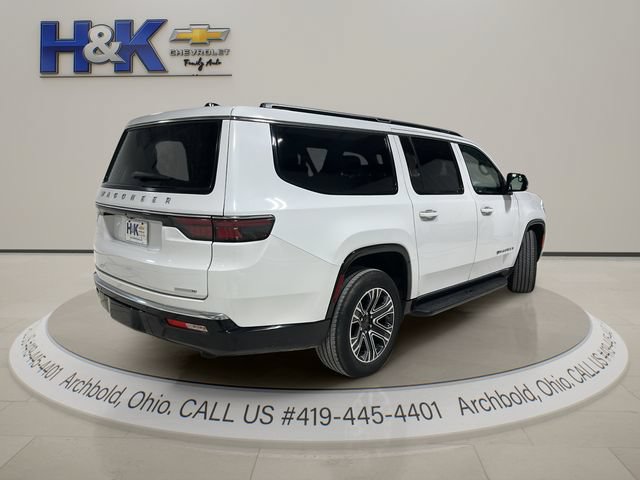 Used 2024 Jeep Wagoneer L Series II w/ Flexible Seating Group AWD/4WD image 6