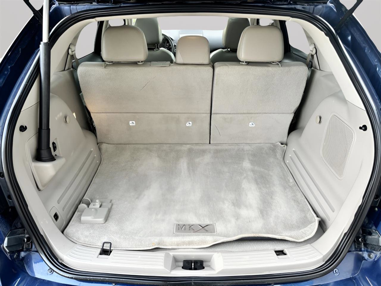 Used 2012 Lincoln MKX AWD image 27