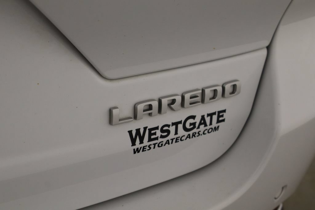 Used 2025 Jeep Grand Cherokee Laredo w/ Luxury Tech Group I AWD/4WD image 38