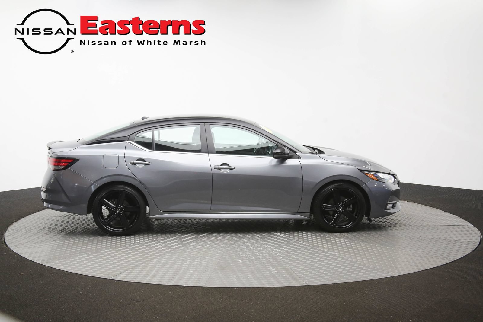 Used 2023 Nissan Sentra SR w/ Midnight Edition Package FWD image 42
