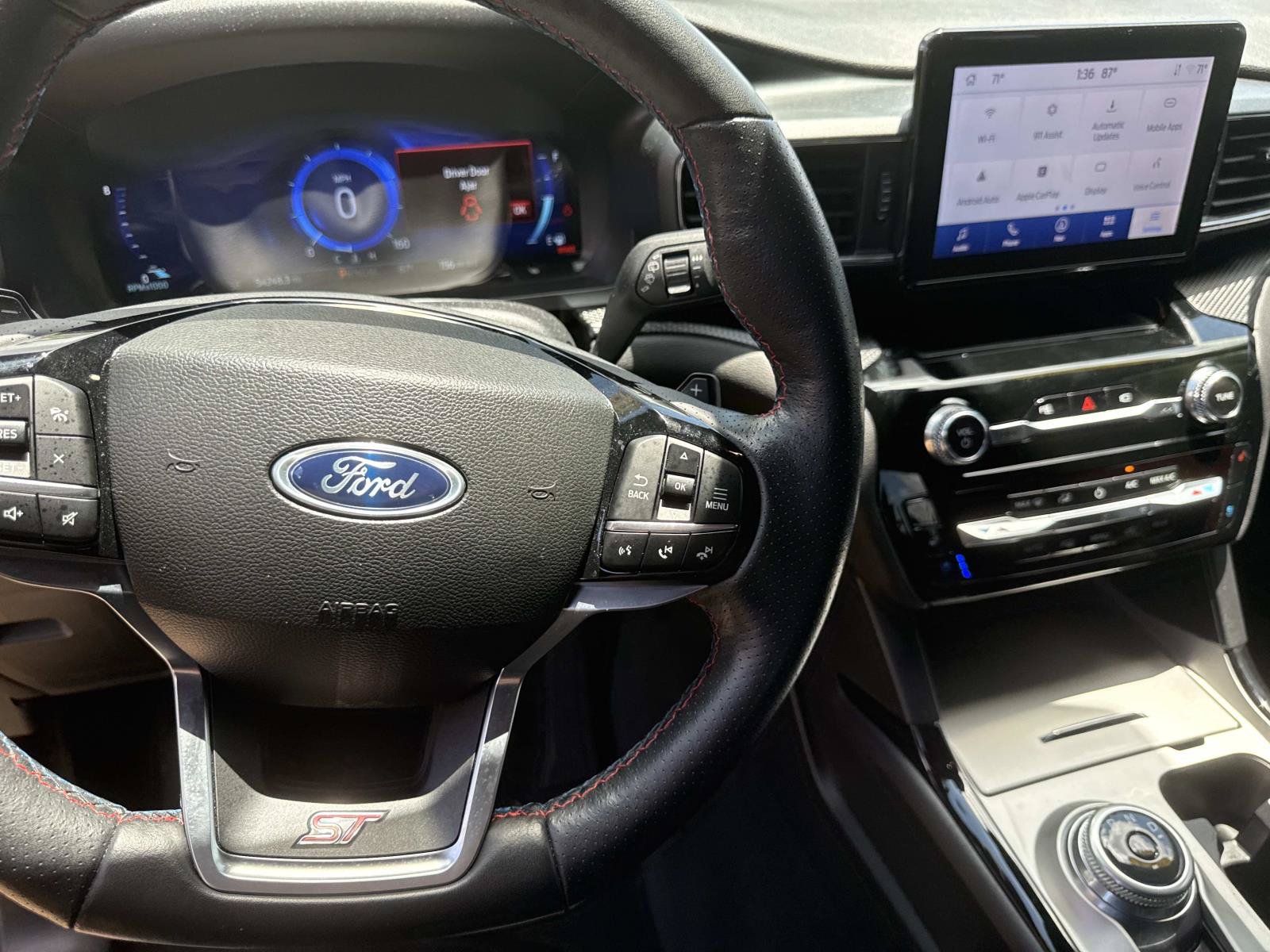 Used 2023 Ford Explorer ST w/ Equipment Group 401A AWD/4WD image 29