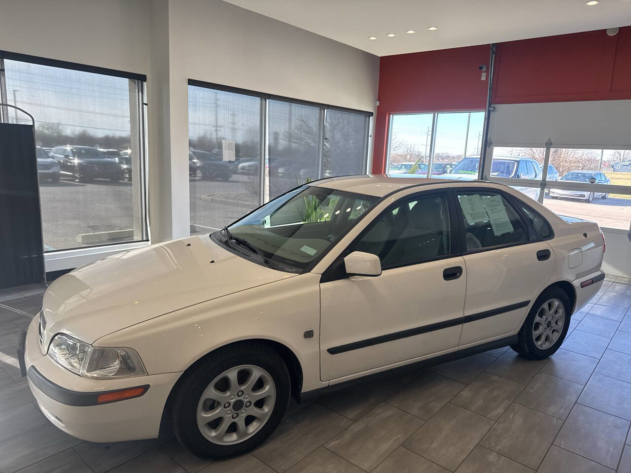 Used 2001 Volvo S40 image 7