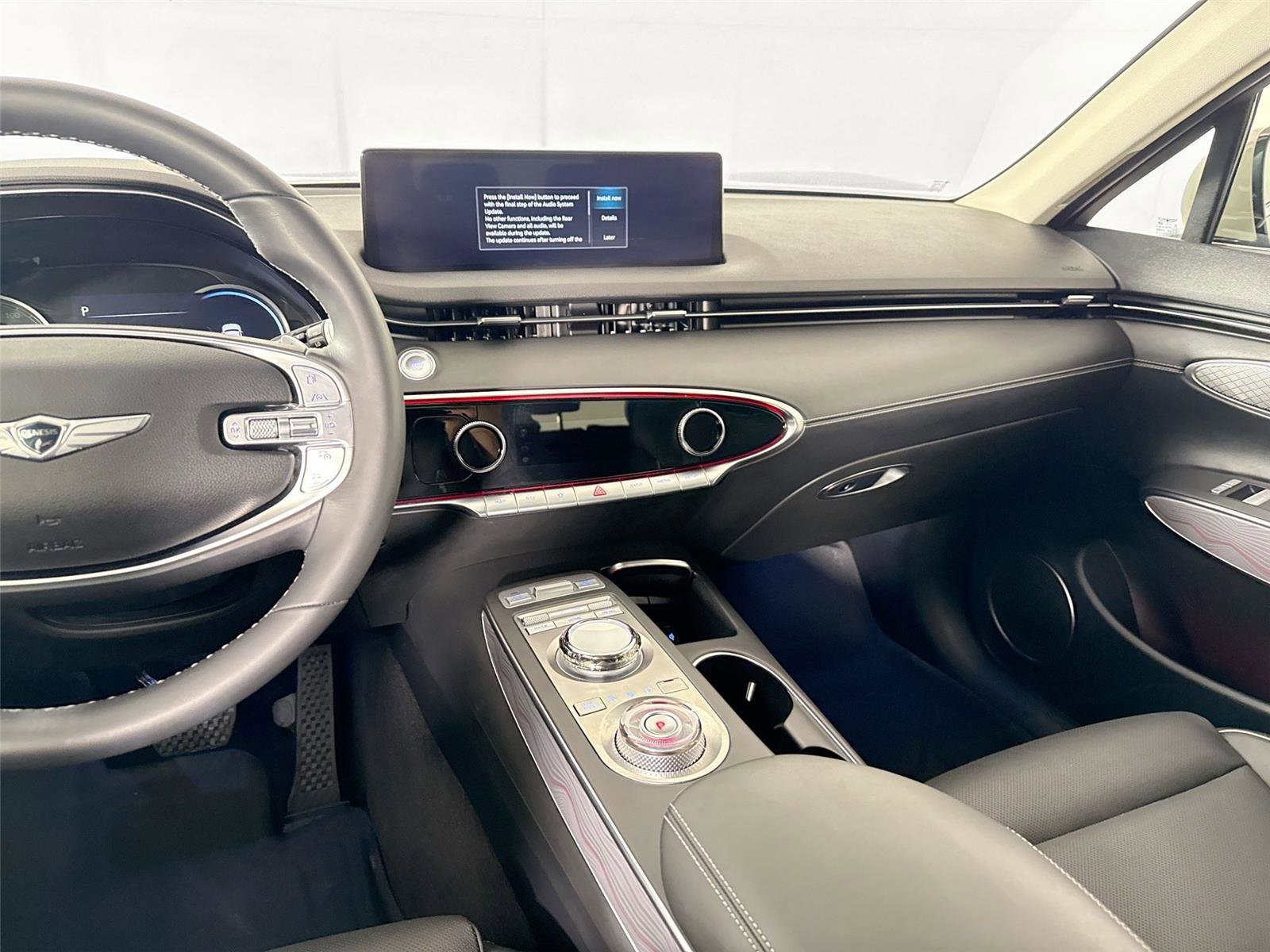 Used 2024 Genesis GV70 2.5T w/ Advanced Package image 35