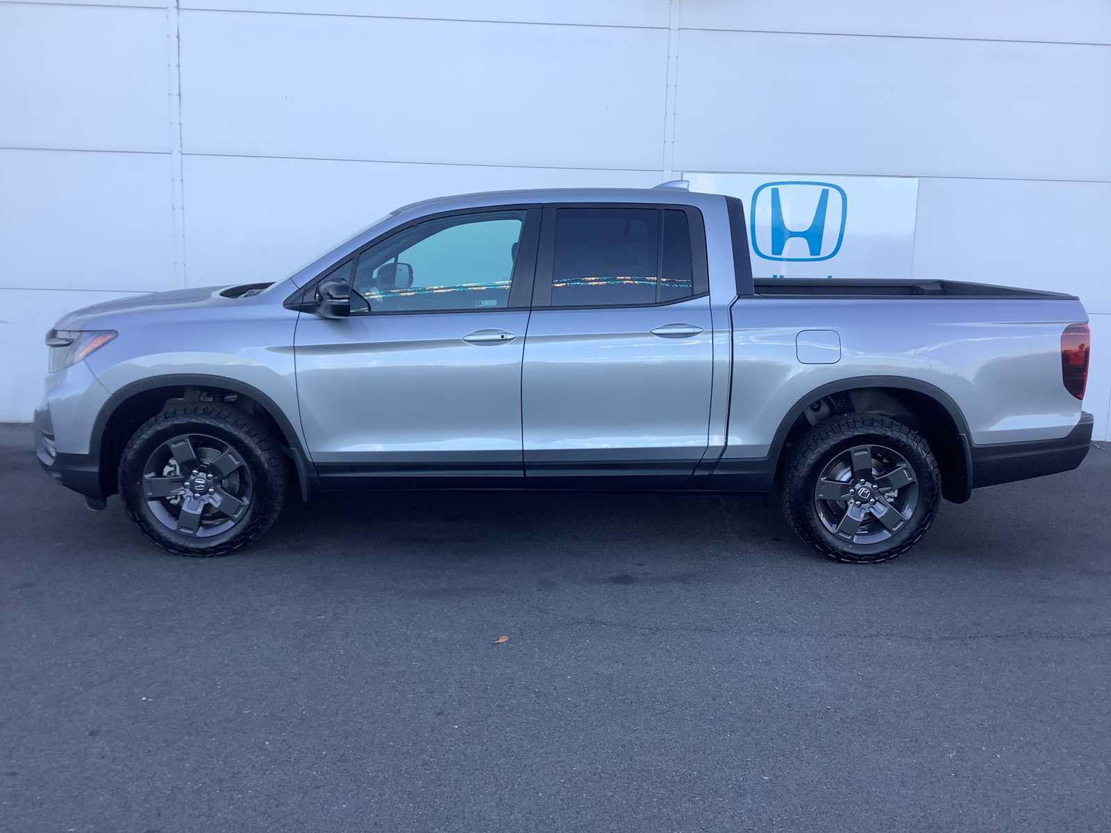 New 2026 Honda Ridgeline TrailSport image 3