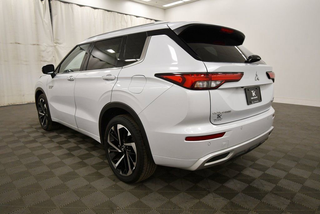Used 2024 Mitsubishi Outlander SEL image 5