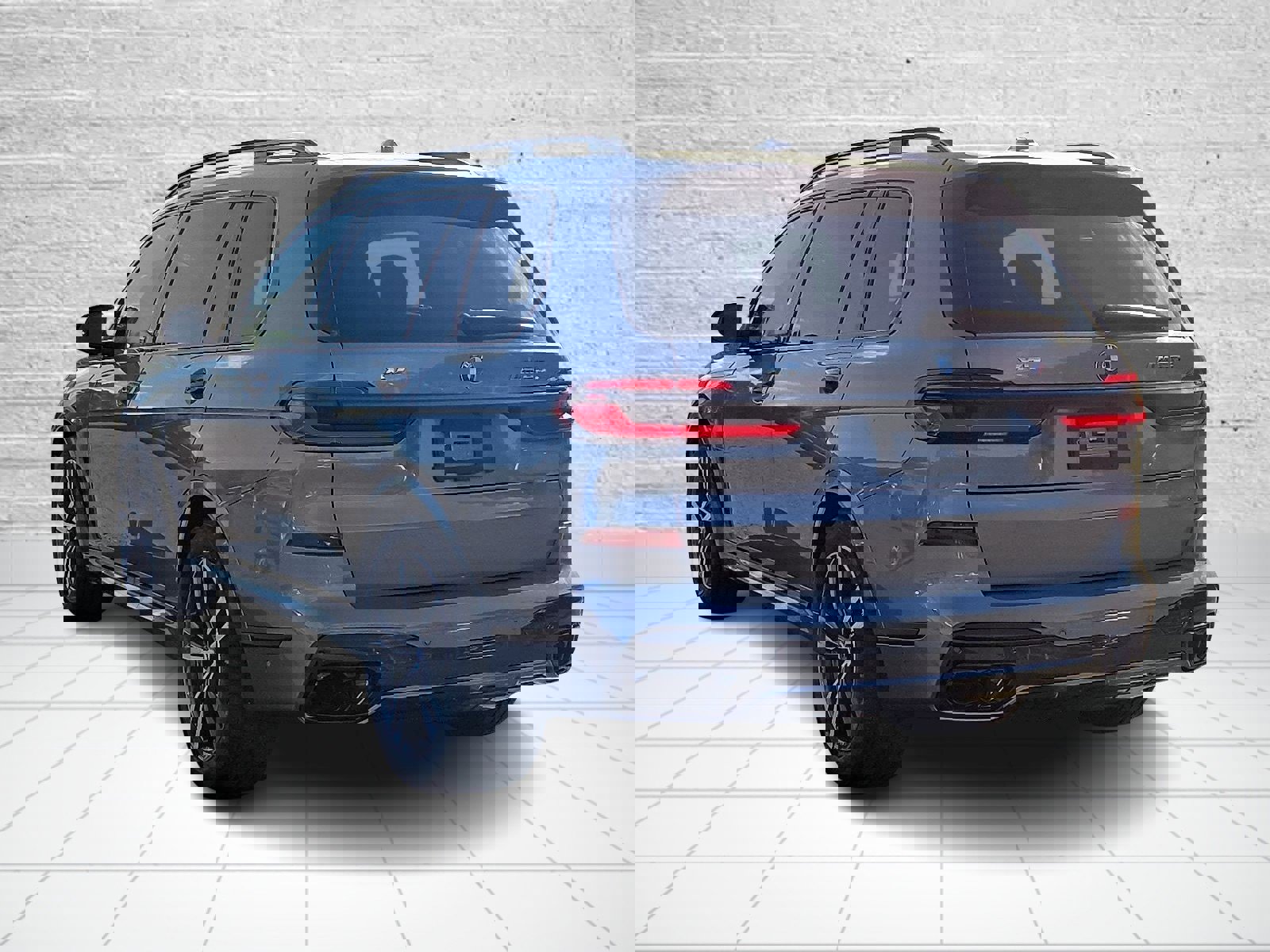 New 2026 BMW X7 M60i image 3