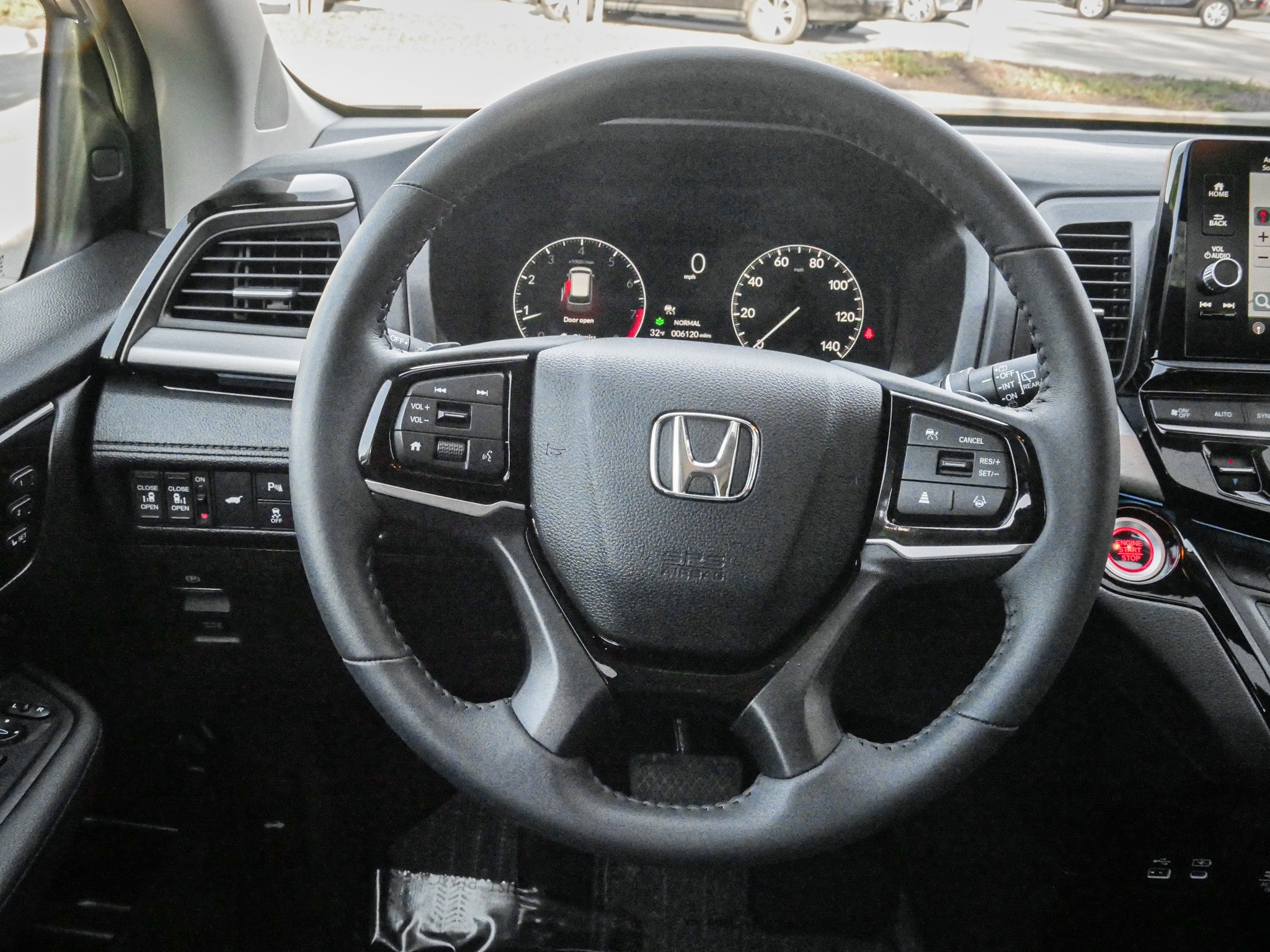 Certified 2025 Honda Odyssey Touring image 18