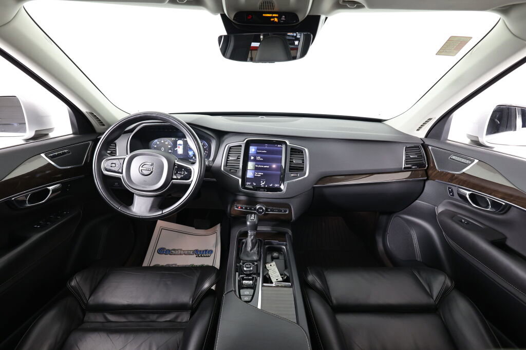 Used 2016 Volvo XC90 T6 Momentum w/ Momentum Plus Package image 25