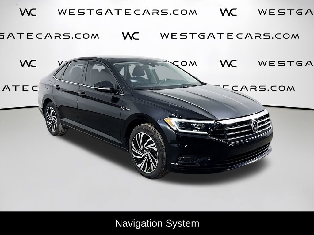 Used 2021 Volkswagen Jetta SEL Premium image 2