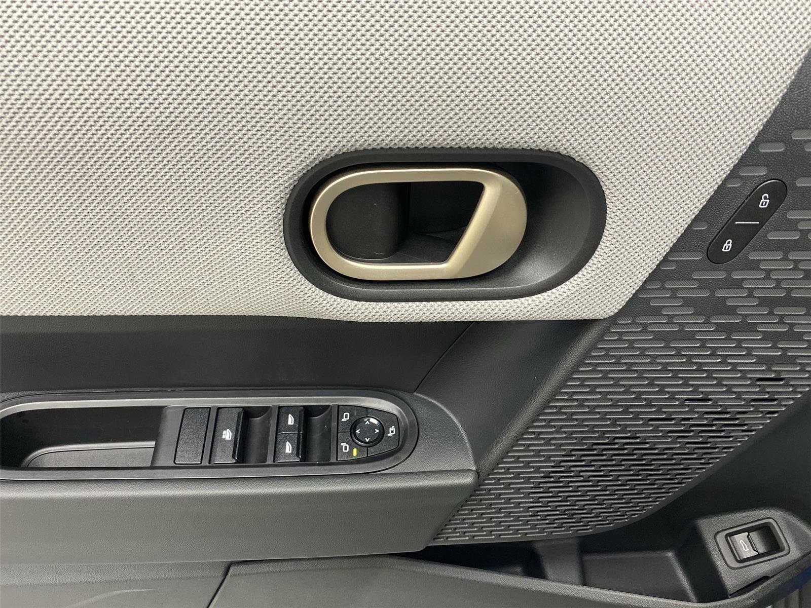 New 2026 MINI Cooper S image 19