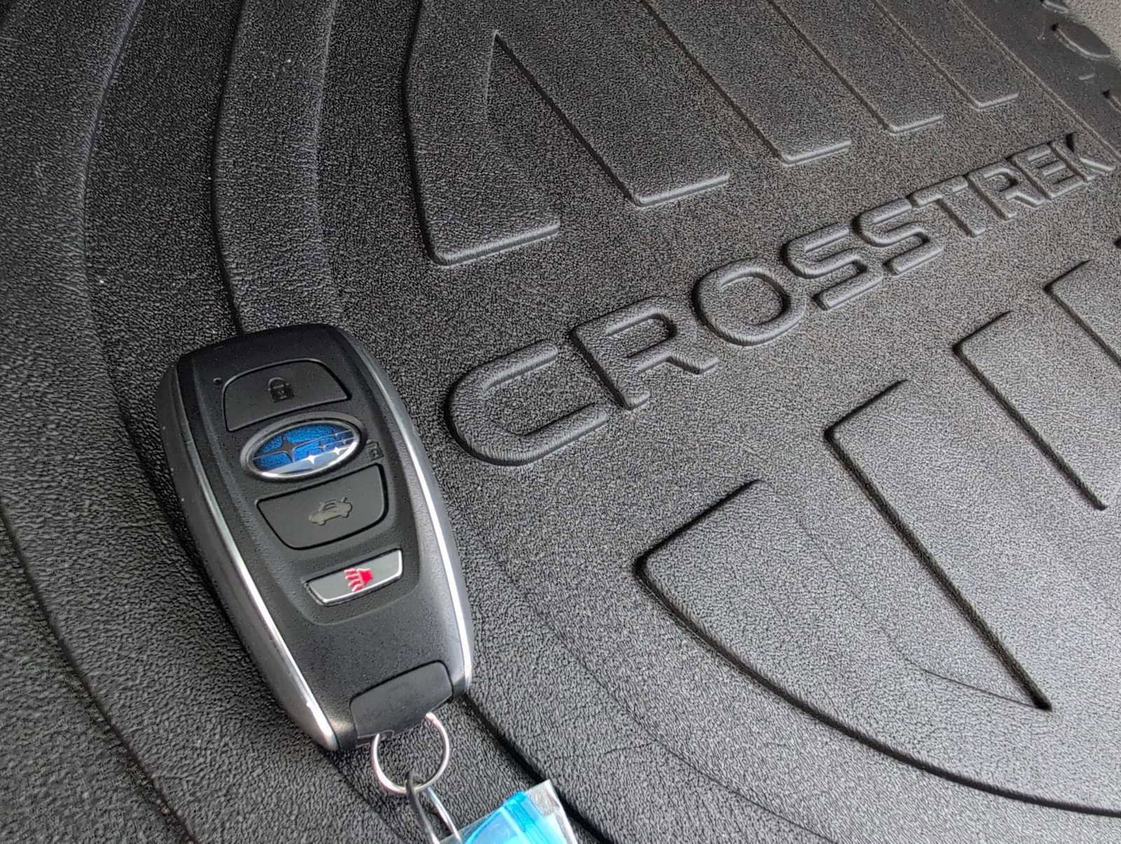 Used 2025 Subaru Crosstrek 2.0i Premium image 33