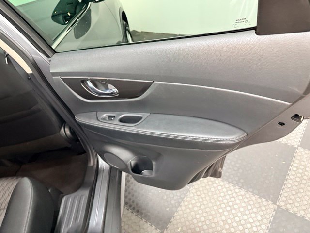 Used 2020 Nissan Rogue S w/ Special Edition Package AWD/4WD image 39