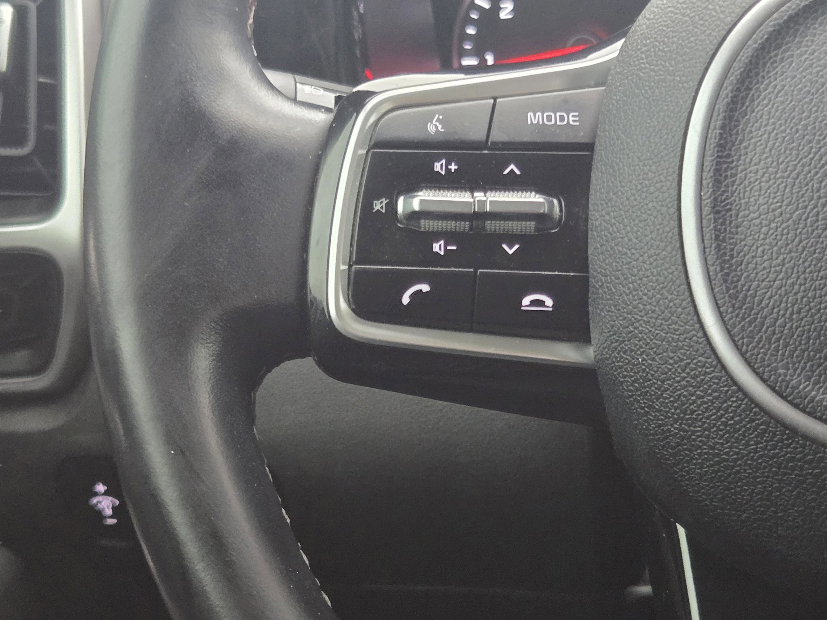 Used 2021 Kia Sorento EX w/ Panoramic Sunroof Package FWD image 23