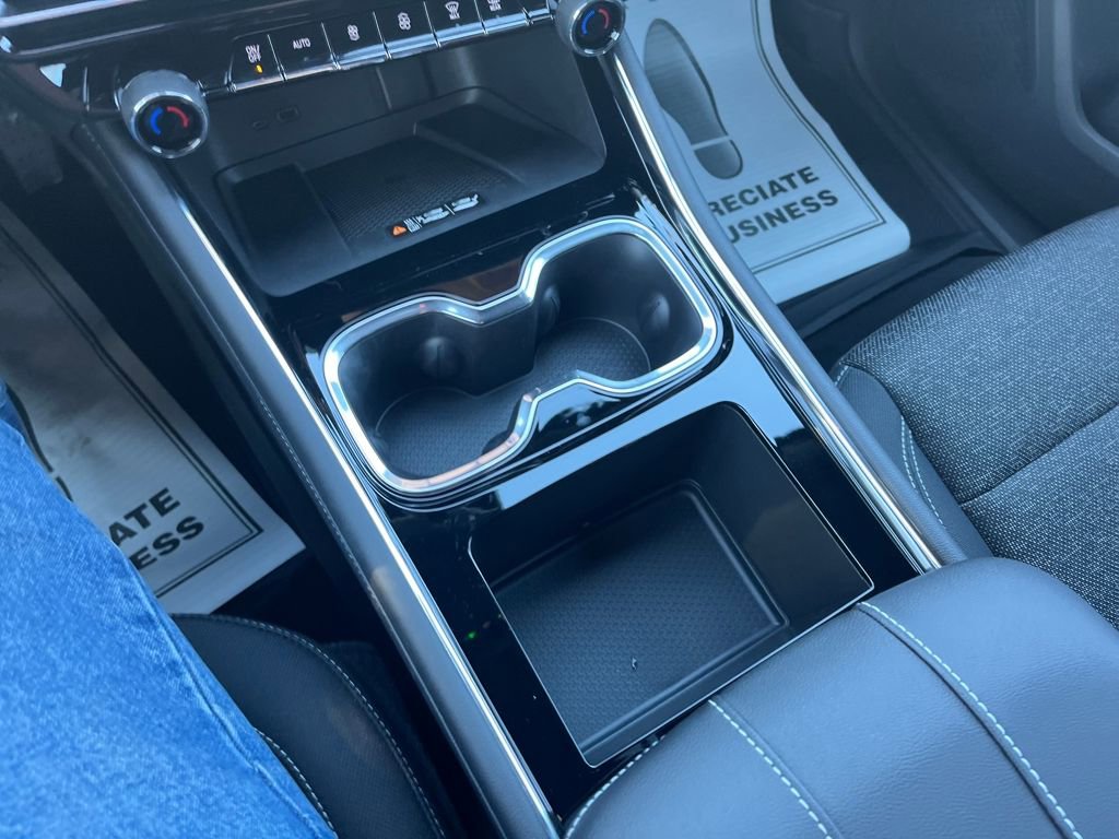 New 2026 Chevrolet Traverse LT image 16