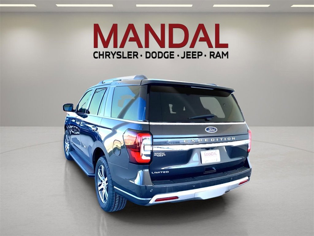 Used 2024 Ford Expedition Limited image 8
