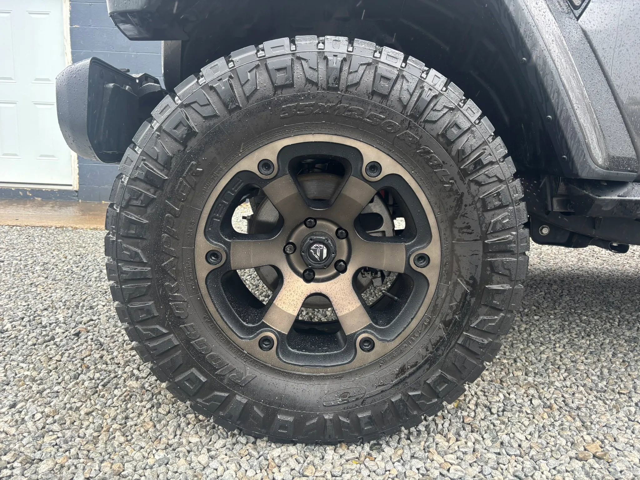Used 2019 Jeep Wrangler Unlimited Sahara AWD/4WD image 12