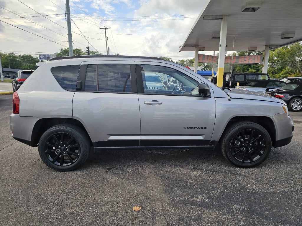 Used 2015 Jeep Compass Sport w/ Power Value Group image 18