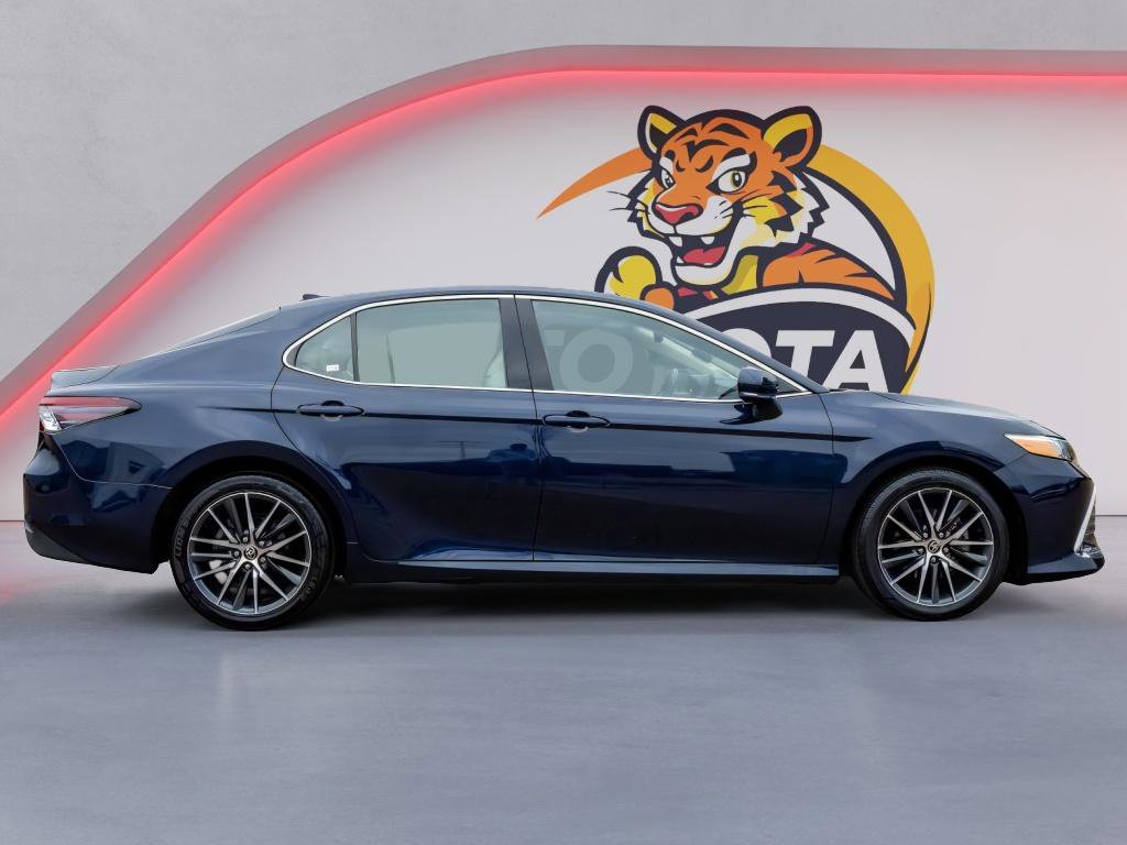 Used 2021 Toyota Camry XLE w/ Navigation Package image 4