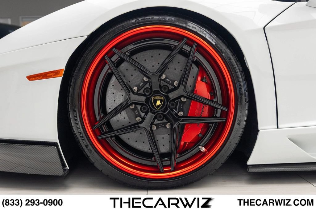 Used 2017 Lamborghini Aventador LP 700-4 AWD/4WD image 12