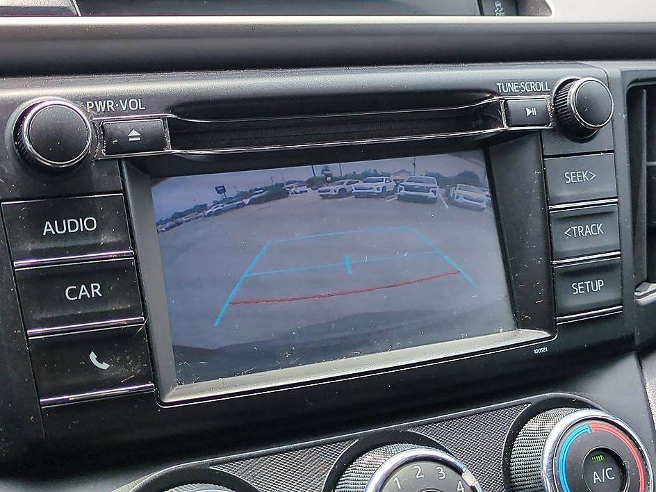 Used 2016 Toyota RAV4 LE FWD image 22