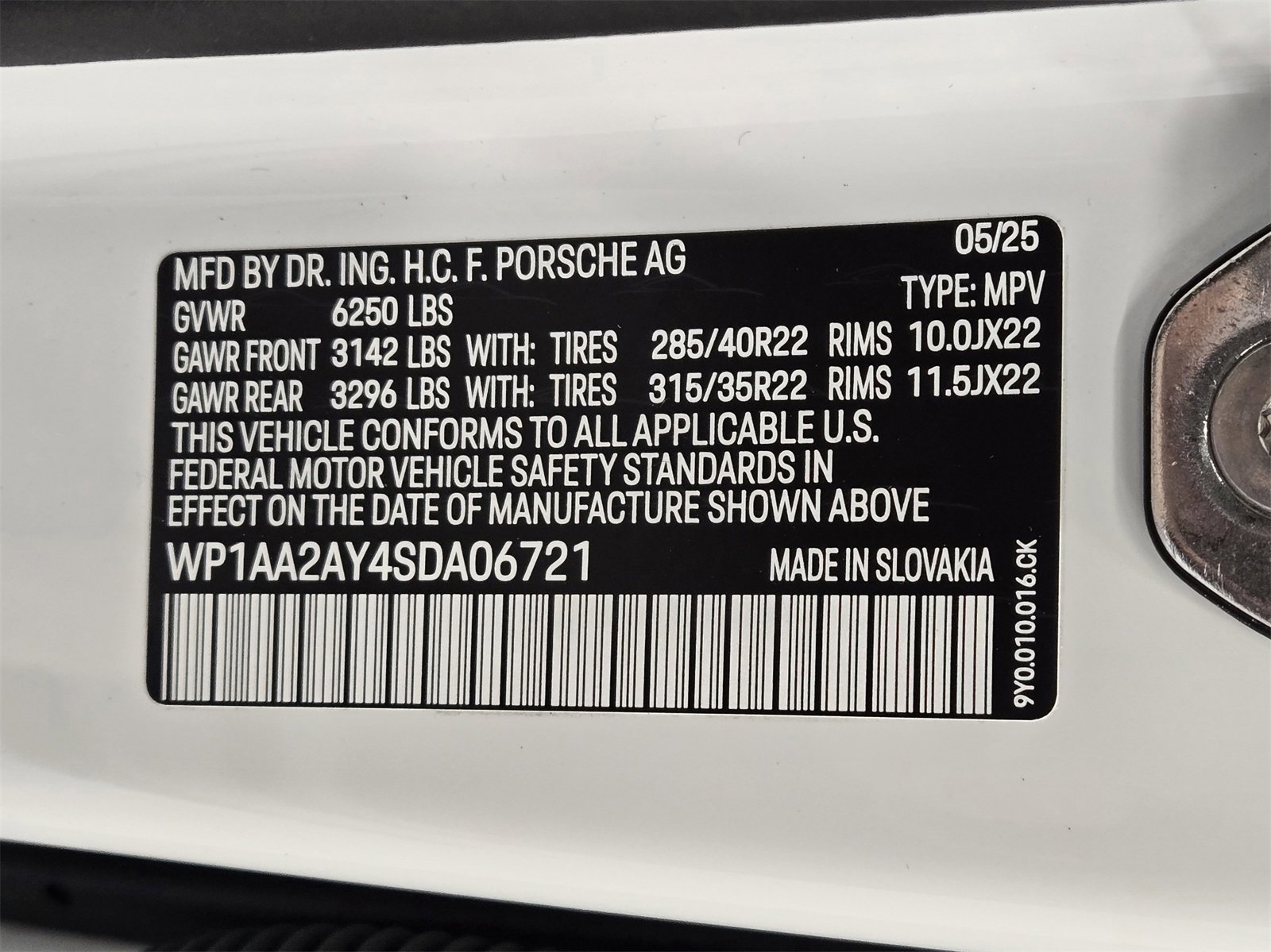 New 2025 Porsche Cayenne image 23