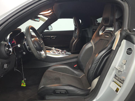 Used 2018 Mercedes-Benz AMG GT C image 4