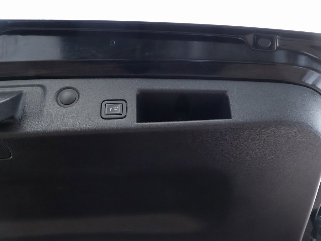 Used 2024 Chevrolet Equinox LT w/ LPO, Floor Liner Package image 22