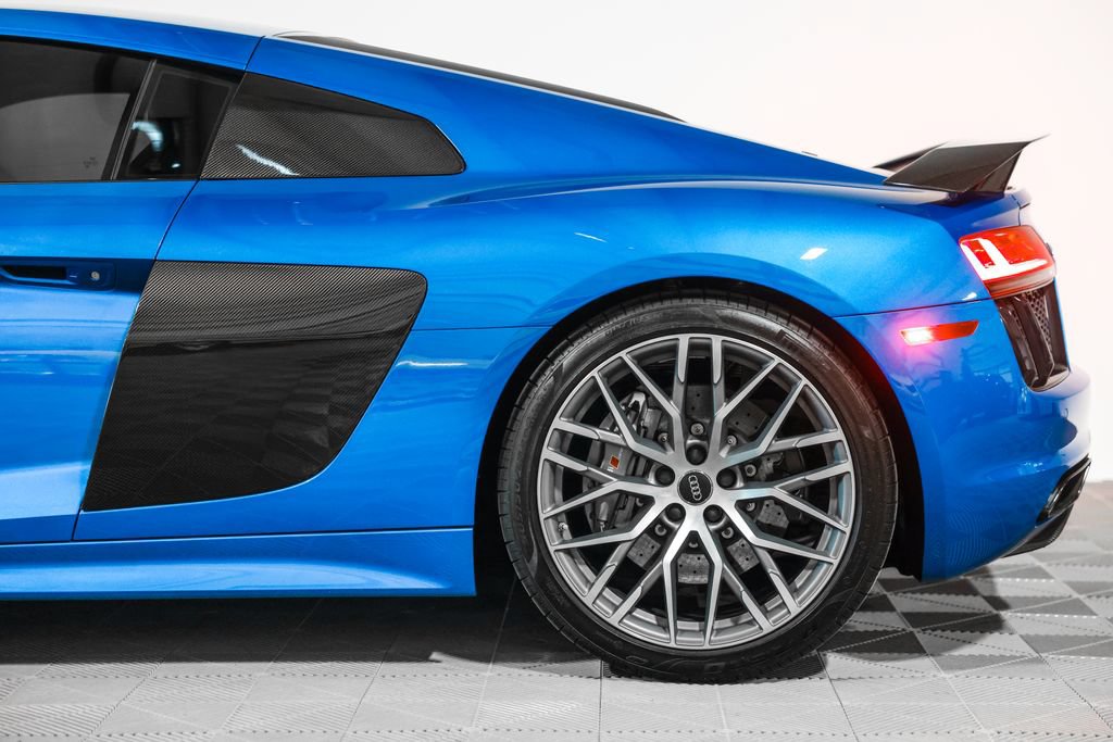 Used 2017 Audi R8 V10 plus AWD/4WD image 15
