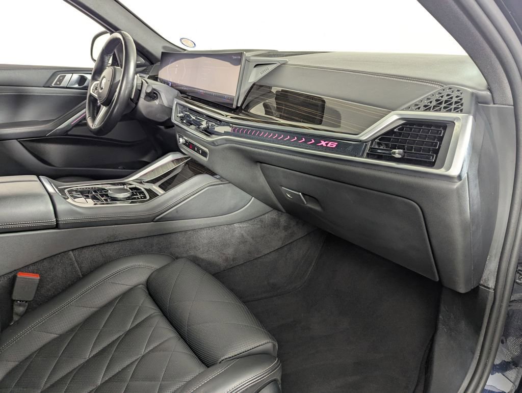 Used 2024 BMW X6 xDrive40i image 34