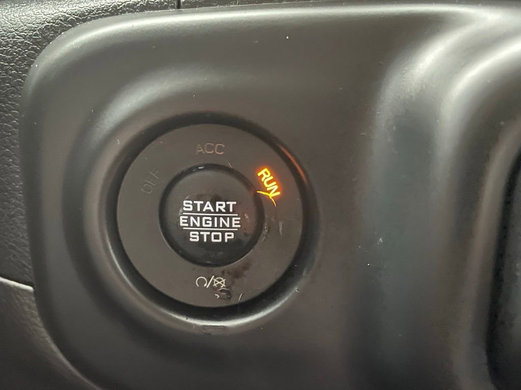 Certified 2018 Jeep Wrangler Unlimited Sport image 26