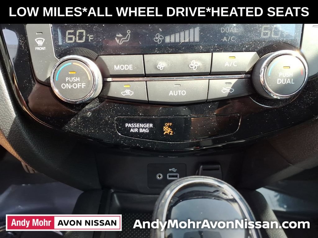 Used 2018 Nissan Rogue SV AWD/4WD image 26