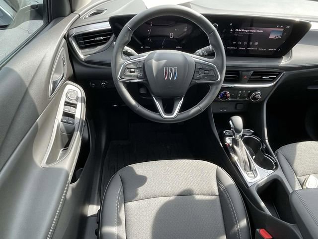 Certified 2025 Buick Encore GX Preferred w/ Comfort Package FWD image 11