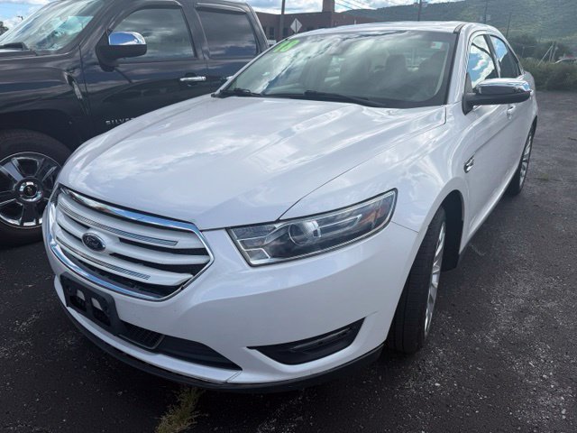 Used 2018 Ford Taurus Limited FWD image 2
